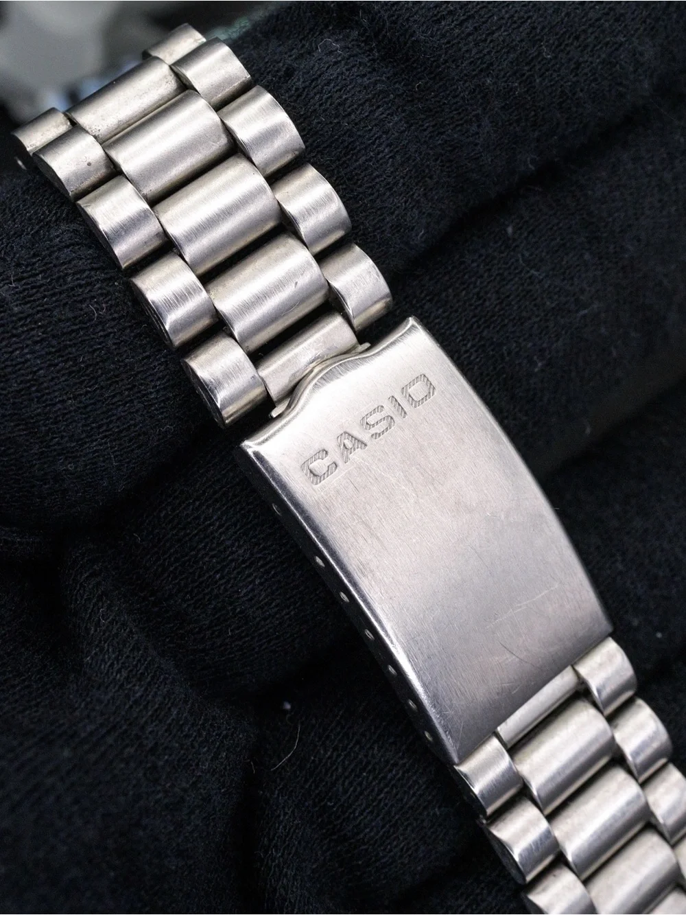 Casio Rare MD-705C Vintage 36mm JDM Import Day/Date 36mm Dive Watch